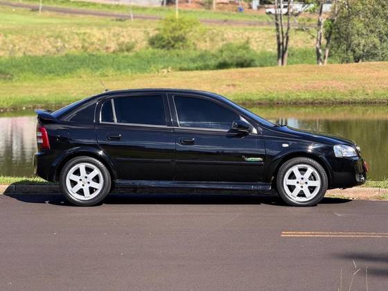 CHEVROLET ASTRA 2.0 MPFI ADVANTAGE 8V FLEX 4P MANUAL